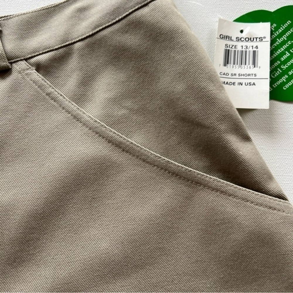 NWT GIRL SCOUTS SHORTS Official Uniform Khaki Adult Women's Size 13/14 (A3) - Picture 3 of 9